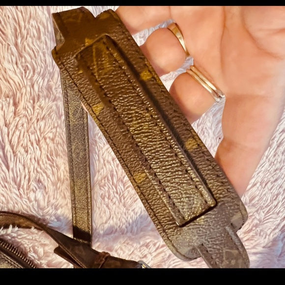 LOUIS VUITTON PETIT MARCEAU MONOGRAMMED CROSSBODY BAG / INCL COA / MRSP $1,423 - Picture 12 of 16